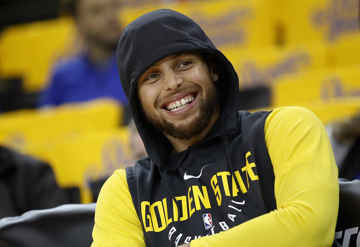 开云首页APP-关于NBA总决赛转会期走向成谜;葡萄牙体育豪取连胜;媒体盛赞;团队化学反应显著的信息