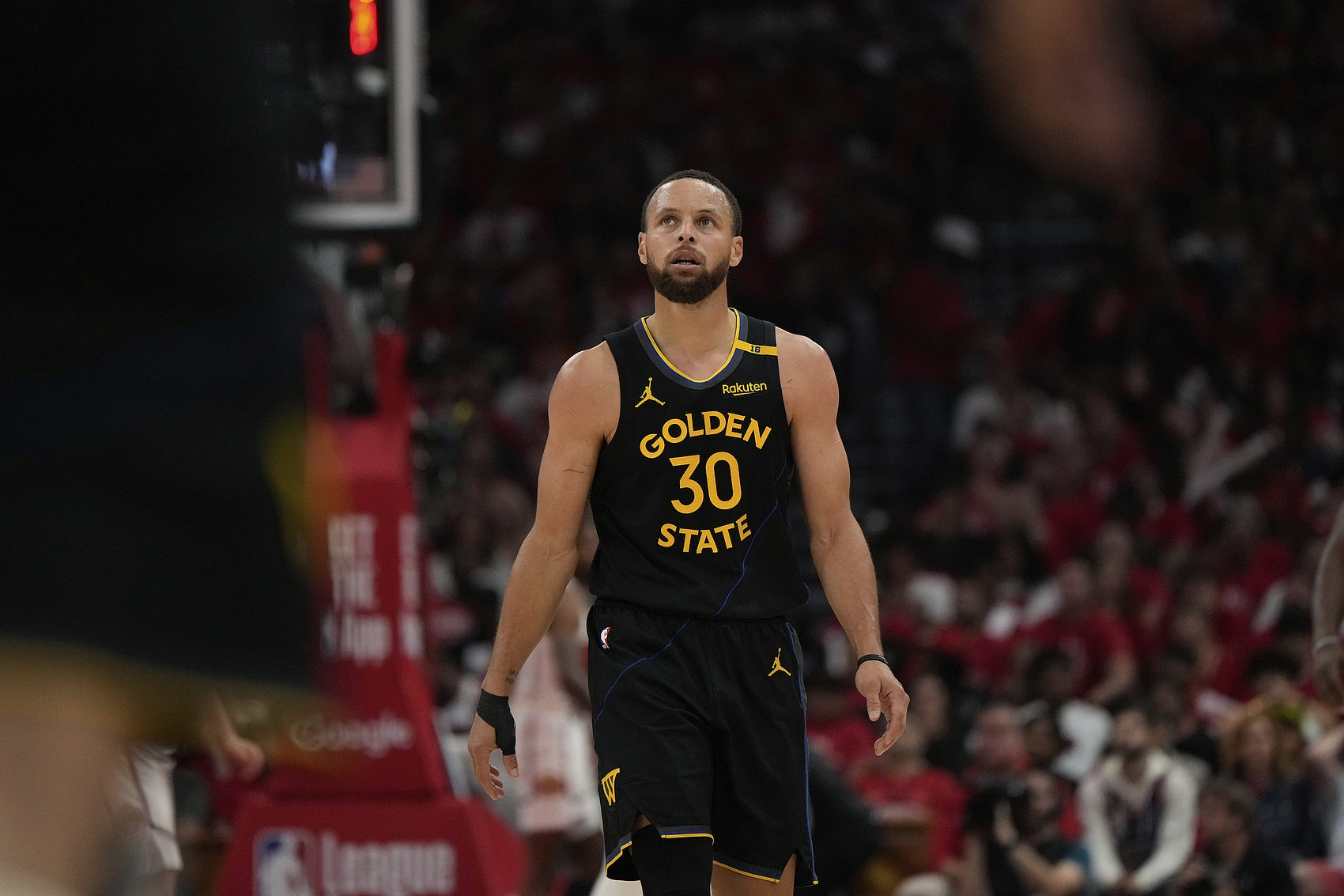 开云首页体验-清晨亚特兰大伤情更新——NBA季后赛节点到来,赛场秩序良好,更衣室氛围转暖的简单介绍